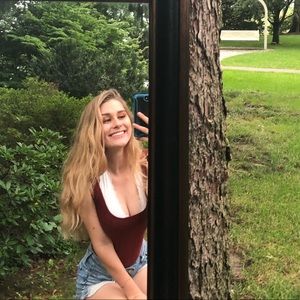 Meet your Posher, Kerah